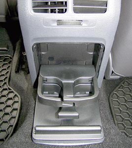 2007 Volkswagen Jetta Rear Seat Cupholder