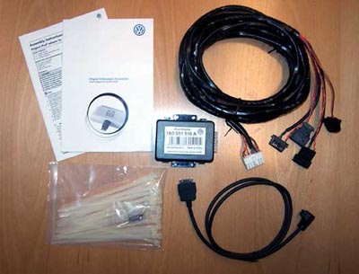 2007 Volkswagen Eos iPod adapter 1K0-051-510-A