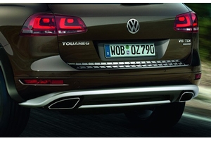 2014 Volkswagen Touareg Chrome look rear accent strip 7P0-071-360