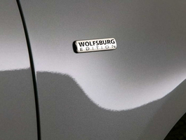 2015 Volkswagen Passat Wolfsburg Edition Badge 561-071-008-FXC